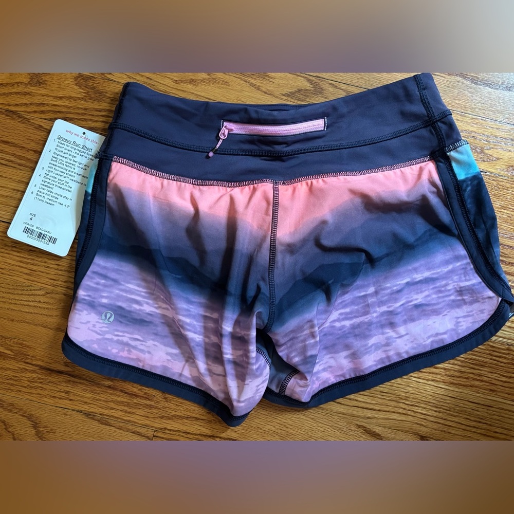NWT Lululemon Groovy Run Short -  Beachscape